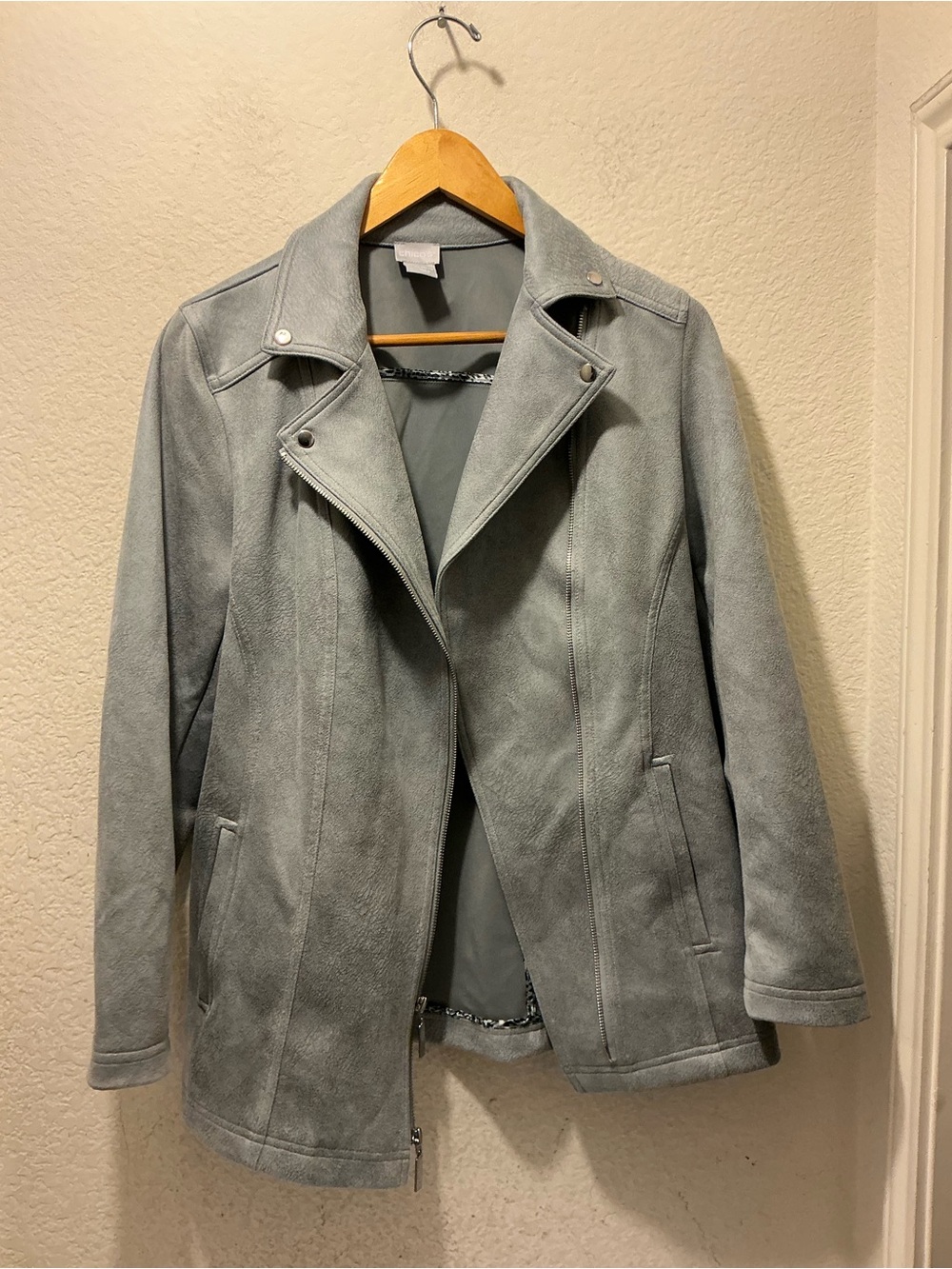 Chico's Light Gray Suede Moto Jacket Chico size 0 US 4/6 - Picture 1 of 5
